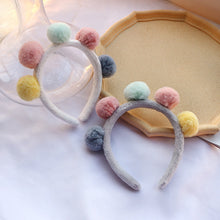 Load image into Gallery viewer, Girls Face Mask And Hair Accessories